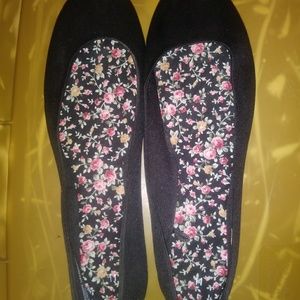 Flats shoes